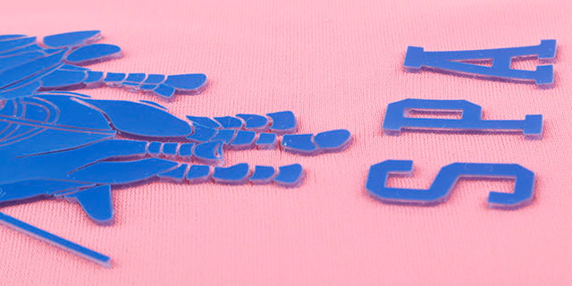 3D Blue Club Rubber Silicone Iron-on Patches with Raised Letters for Sportswear Teamwear Uniform Caps Bags
