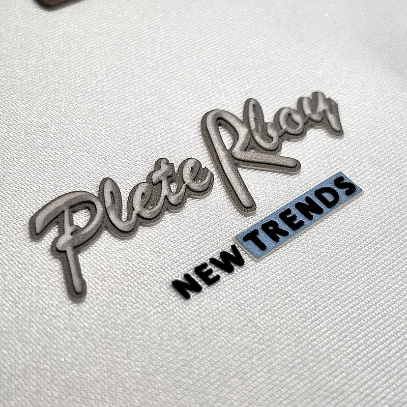 Luxurious High Density Letter Logo Patch for Fashionswear T-shirt