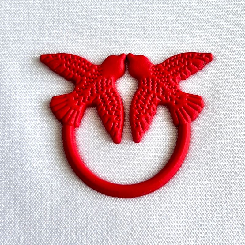3D Red Swallow-motif Ring-shaped Silicone Sew On Iron Patches for Garments