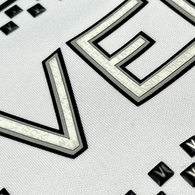 3D Custom Hot-fix Rhinestuds Imprinted High-density Patch for Fashionwear 