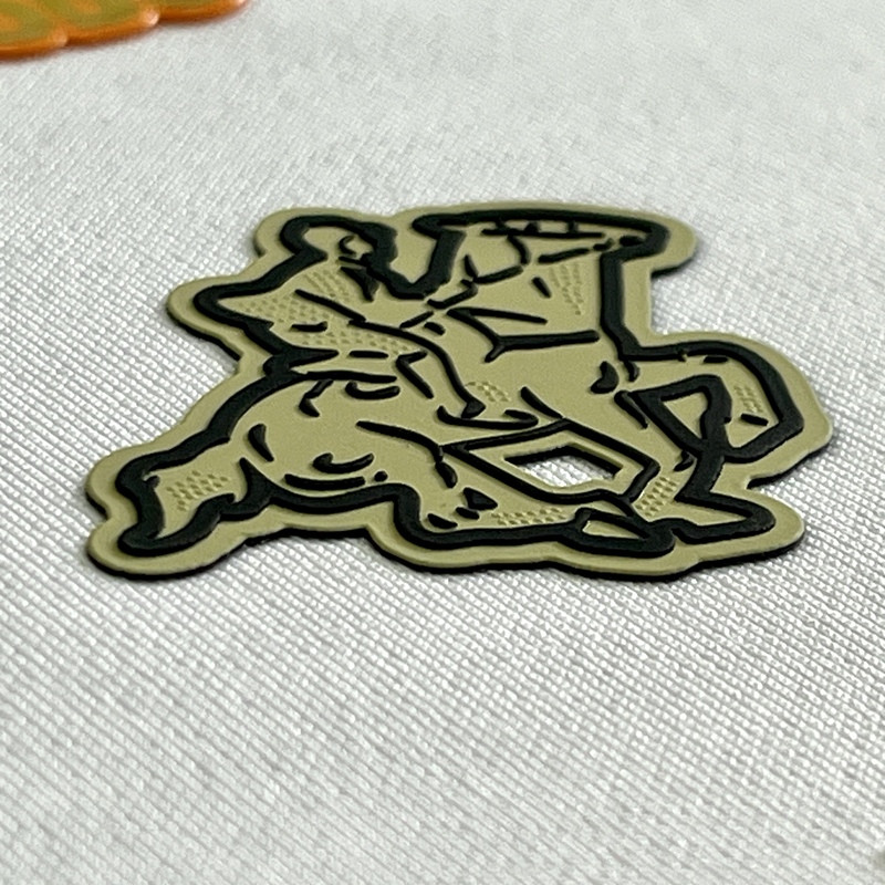 3D Team Crest Patch Silicone Heat Transfer Patches Logo Iron-on Patches for Sportswear Teamwear Uniform Caps Bags