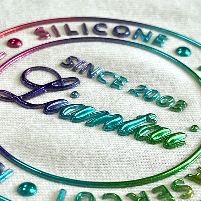 3D Iridescent TPU Patches Logo Badges Metallic High Frequency Patches for Sportswear Garments Uniforms