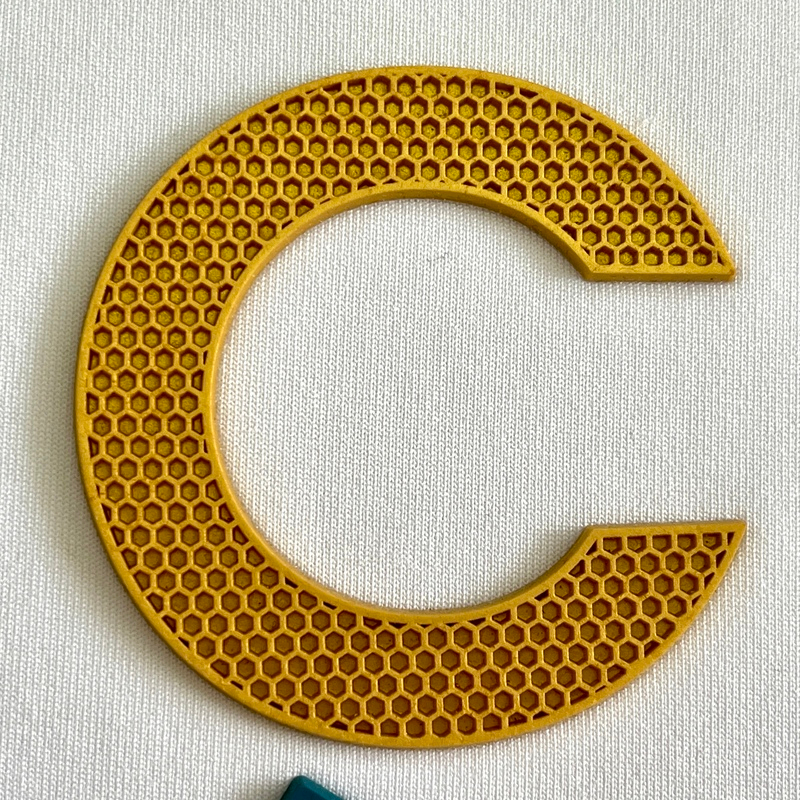 3D Yellow Letter Moulding Silicone Patches Heat Transfer Logo Patches for Fashion Brand Garments Caps Bags