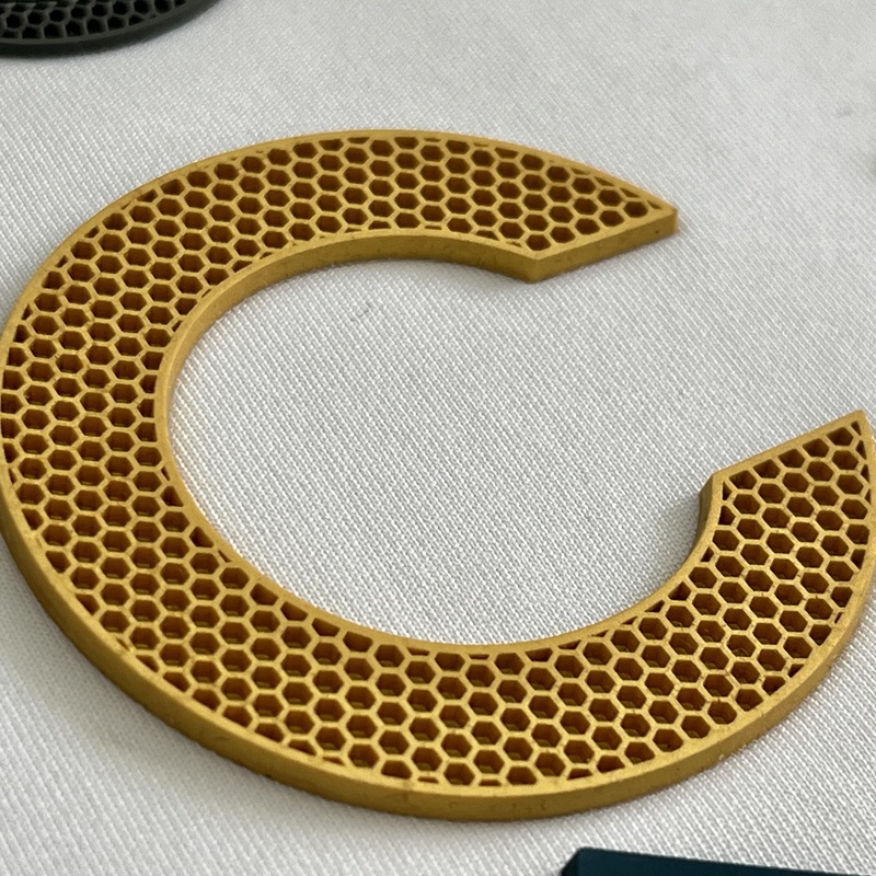 3D Yellow Letter Moulding Silicone Patches Heat Transfer Logo Patches for Fashion Brand Garments Caps Bags