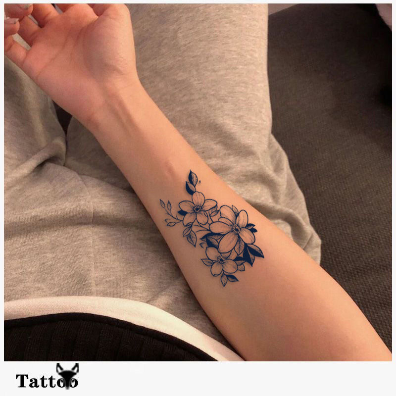 Custom Easy-apply Rose Tattoo Art for Hands