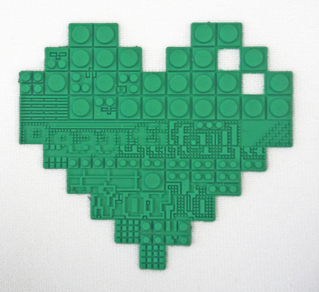 3D Green Heart Moulding Silicone Patches Heat Transfer Logo Patches for Fashion Brands Kids Garments Caps Bags