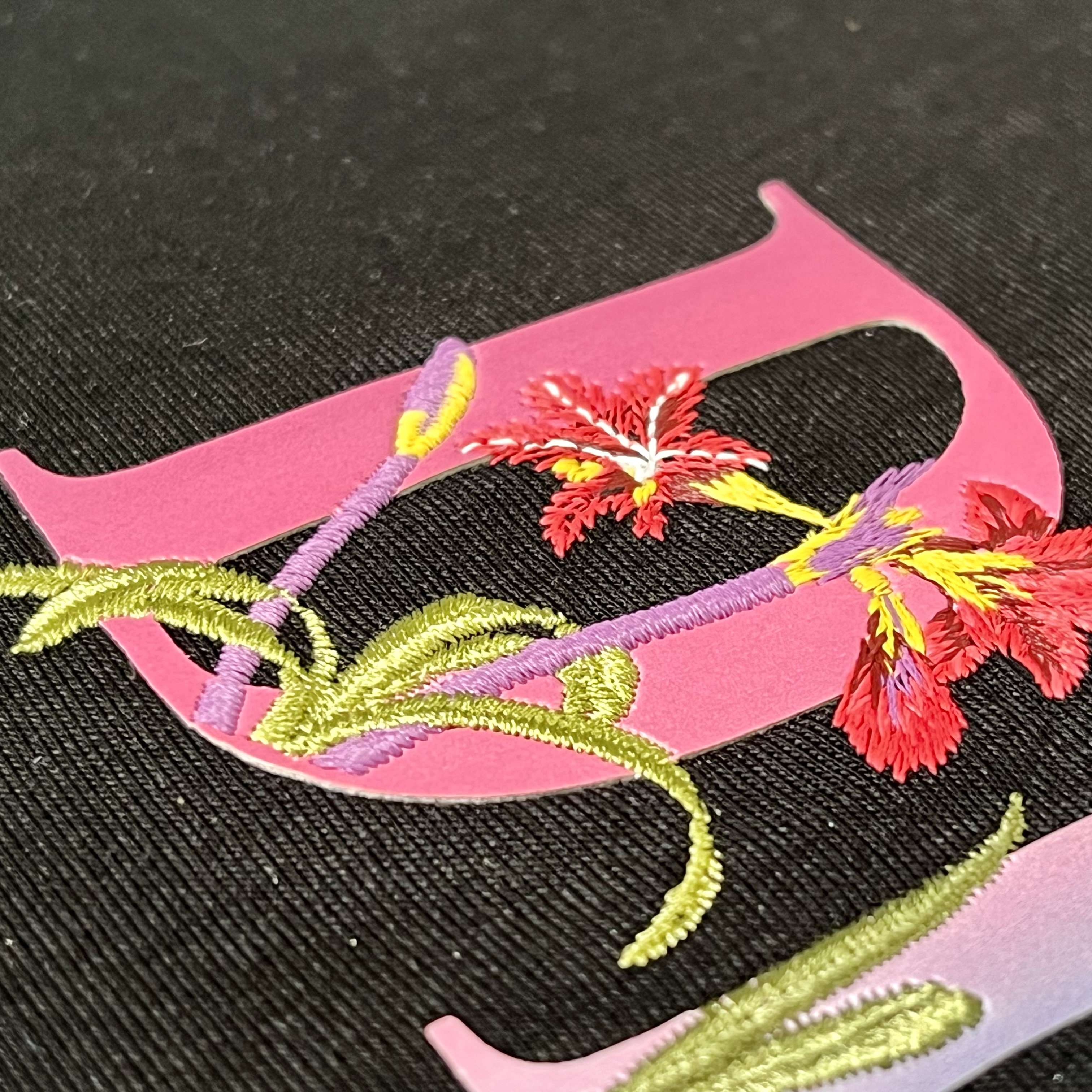 3D Floral Heat Transfer Labels Multi-Colour Raised Letters with Embroidery For Fashion Brands