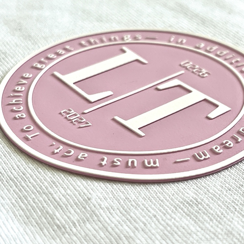 3D White Symbol Rubber Silicone Patches with Raised Letters Iron-on Sports Badges for Sportswear Teamwear Uniform