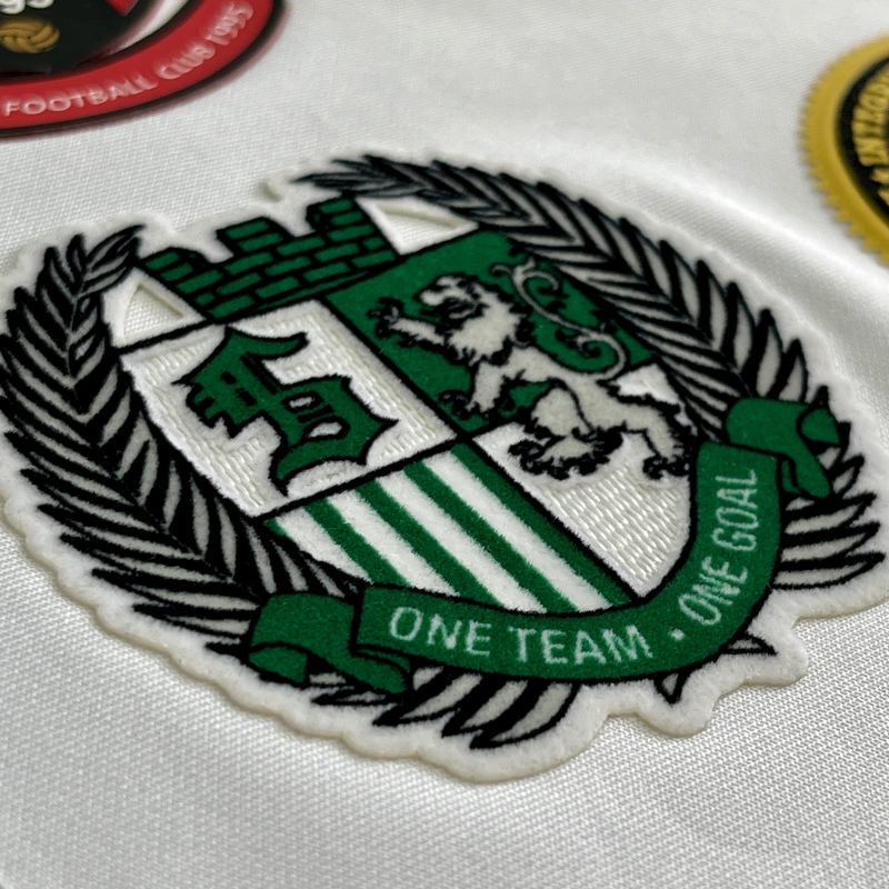 Crest-shaped Flock and Tatami Fabric Badge