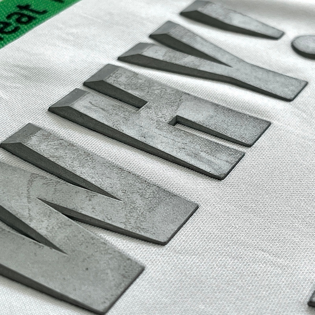 3D Custom Silver Texts Silicone Heat Press Patches for Fashionwear Teamwear Uniform Caps