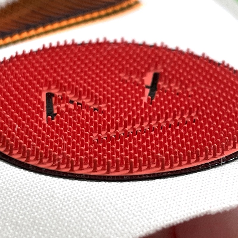 Custom Red Expression Letter Brush Silicone Heat Transfers for Ball Clothing Accessories